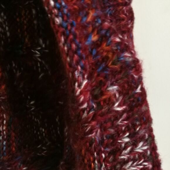 Lot of 2 Pink & Burgundy Chunky Knit Infinity Scarves NWT - Picture 6 of 10